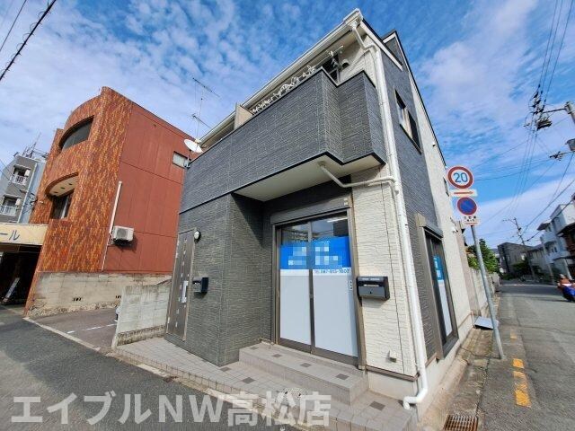 プレステージ宮脇の物件外観写真