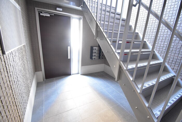 カルテット D棟の物件外観写真