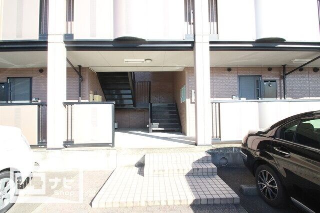 フォレストレガシーの物件外観写真