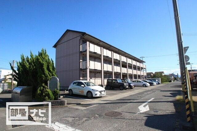 フォレストレガシーの物件外観写真