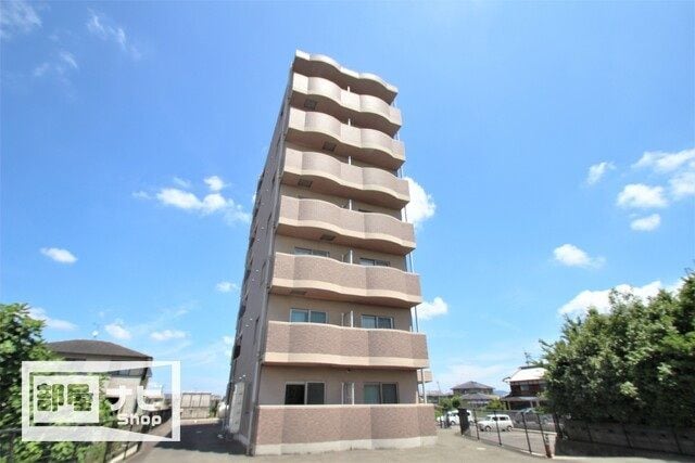 ＬＵＭＩＥＲＥの物件外観写真