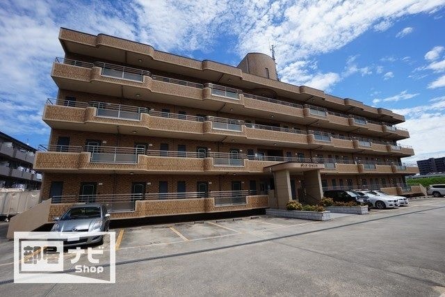 ボンヌ・シャンスの物件外観写真