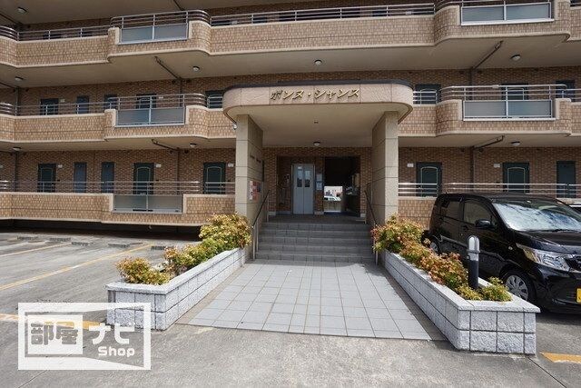 ボンヌ・シャンスの物件外観写真