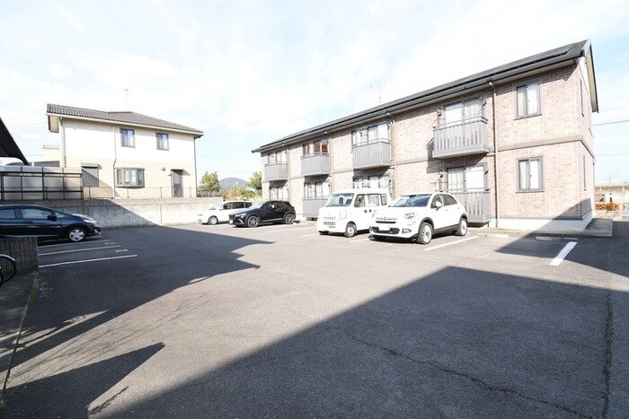 フォンターナ伏石 B棟の物件外観写真