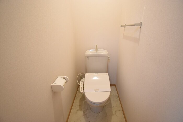 フォンターナ伏石 B棟の物件内観写真