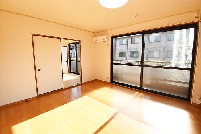 ユイマール ガーデン B棟の物件内観写真