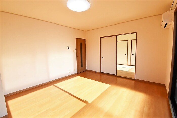 ユイマール ガーデン B棟の物件内観写真