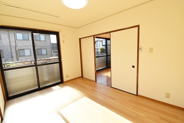 ユイマール ガーデン B棟の物件内観写真