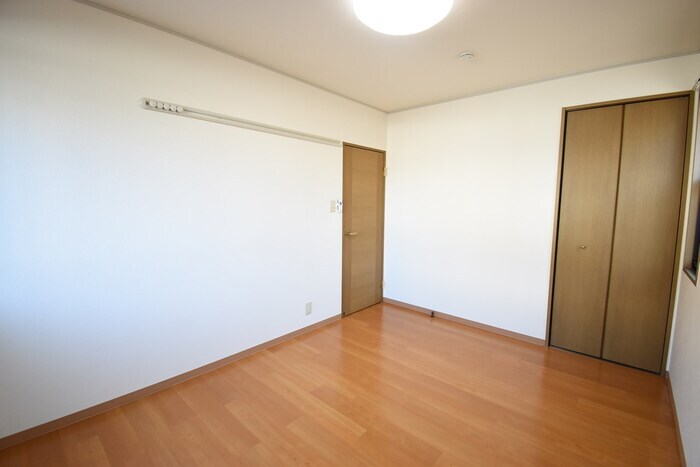 ユイマール ガーデン B棟の物件内観写真