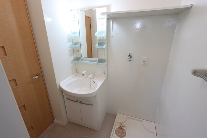 リビングタウン伏石Ⅱ A棟の物件内観写真