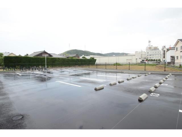 アルーン富岡Bの物件外観写真