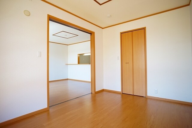 ティーハーベストＡの物件内観写真