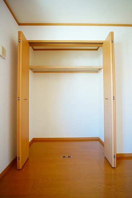 ティーハーベストＡの物件内観写真