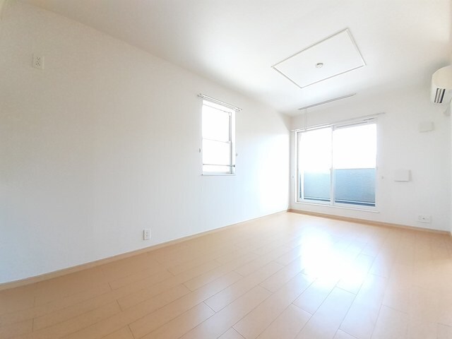 ロッソフィオーレＣの物件内観写真