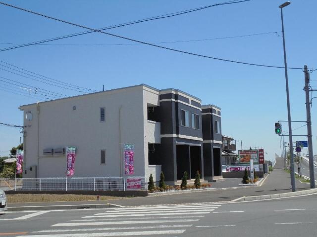 ヴィラ　カンの物件外観写真