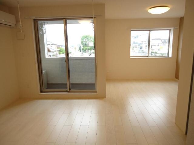 ヴィラ　カンの物件内観写真