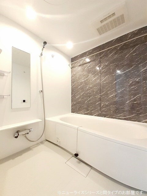 ウィステリアＡの物件内観写真