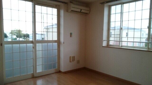 ハーモニウエストＡの物件内観写真