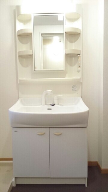 ハーモニウエストＡの物件内観写真