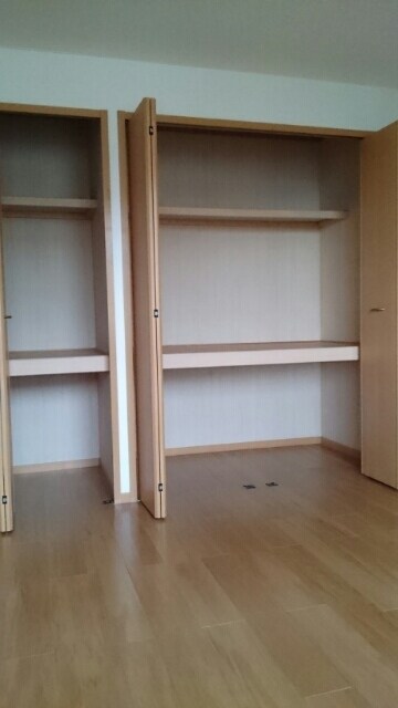 ハーモニウエストＡの物件内観写真