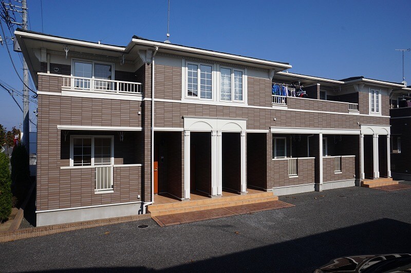 ブッシュ　クローバーＡの物件外観写真