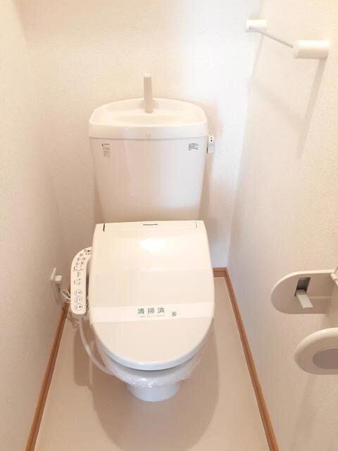 ブッシュ　クローバーＡの物件内観写真