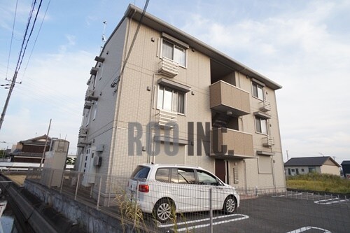 アーバンハイツ川田の物件外観写真