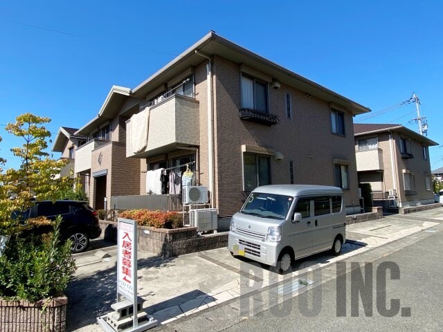 ラティルスの物件外観写真