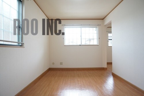 プリムローズ・コートの物件内観写真