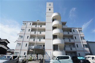 パークサイド・ナガイの物件外観写真