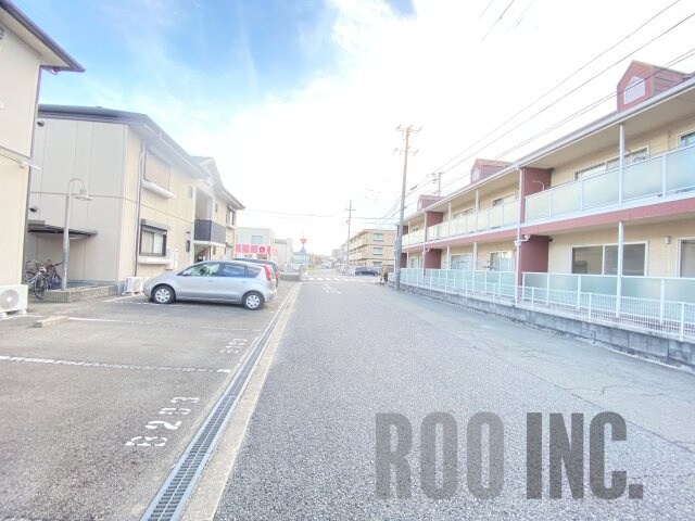 サンローヤルの物件外観写真