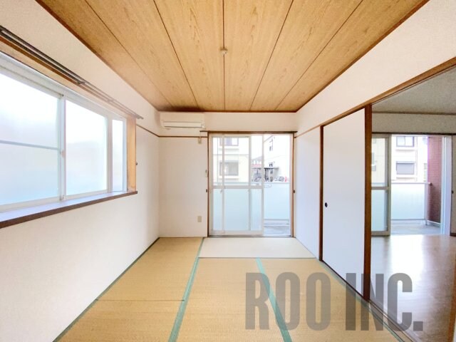 サンローヤルの物件内観写真