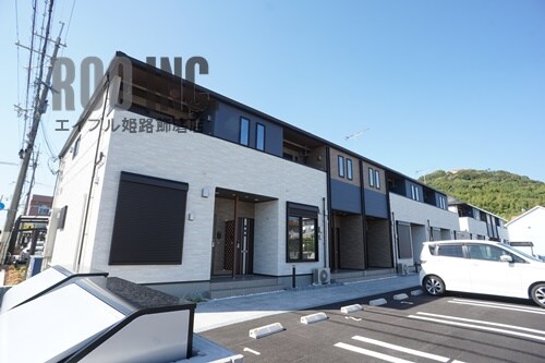 ル・レーヴⅠの物件外観写真