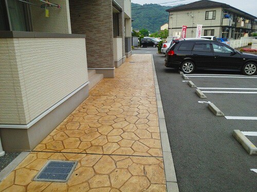 リヴァーサイドレジデンスＡの物件外観写真