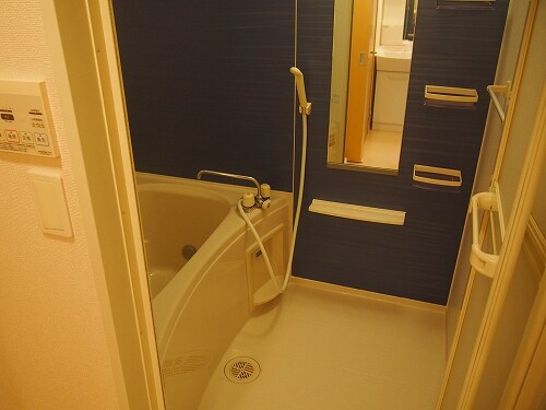 リヴァーサイドレジデンスＡの物件内観写真