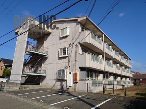 スタットニューヘン英賀保の物件外観写真