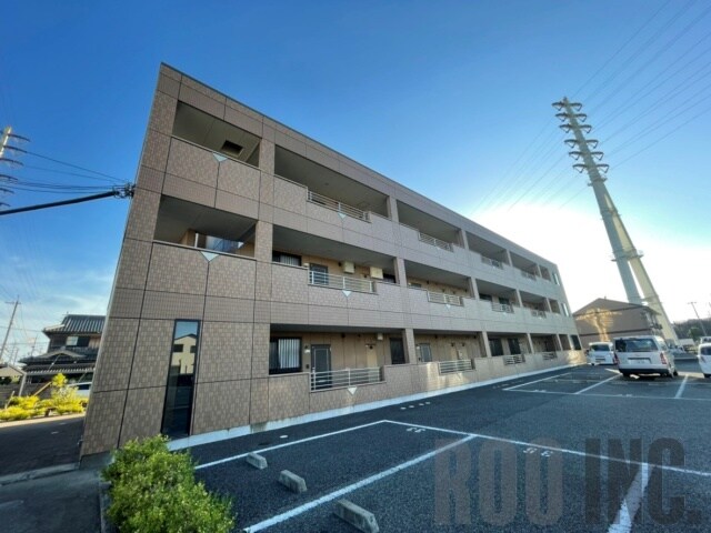 カサミラドールグランデの物件外観写真