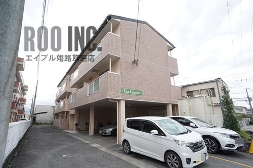 ヴィア・ラクティ（Via Lacty）の物件外観写真