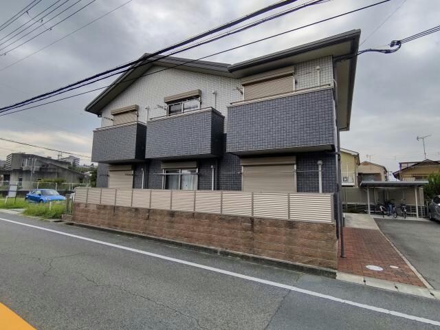 クロワール・シュマンの物件外観写真