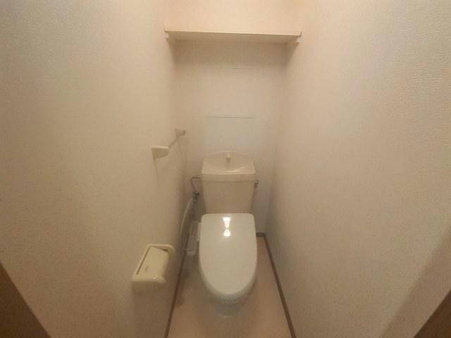 エレガントⅠの物件内観写真