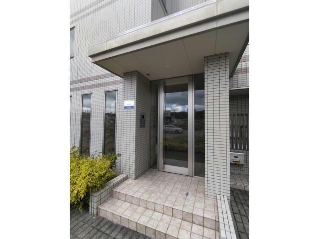 サンシャイン北神戸の物件外観写真