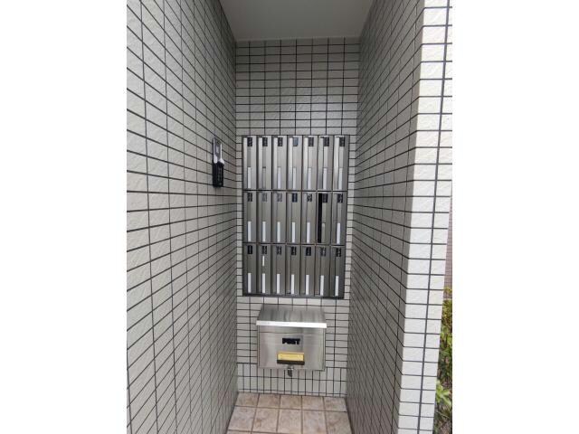 サンシャイン北神戸の物件外観写真