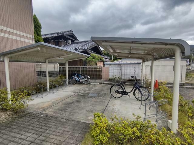 サンシャイン北神戸の物件外観写真