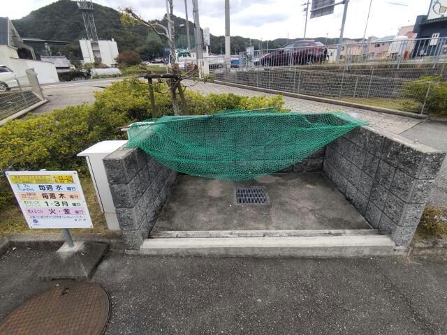 サンシャイン北神戸の物件外観写真