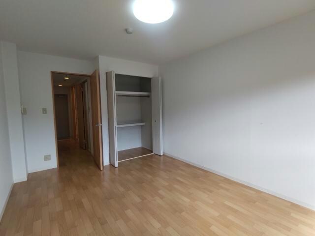 サンシャイン北神戸の物件内観写真