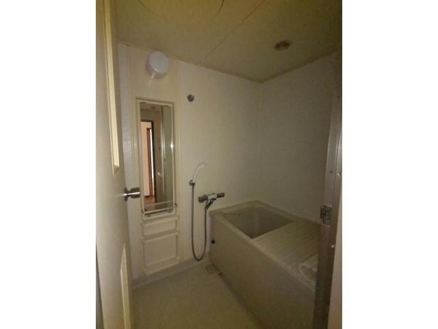 フラワータウン・アミル２１　サルビア館の物件内観写真