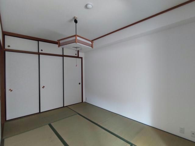 フラワータウン・アミル２１　サルビア館の物件内観写真