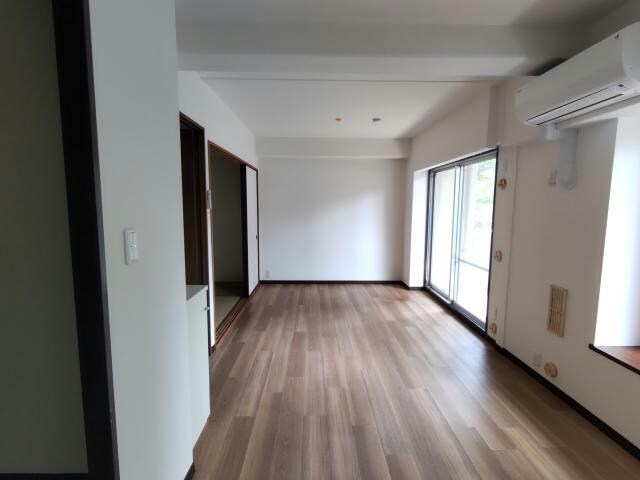 フラワータウン・アミル２１　サルビア館の物件内観写真