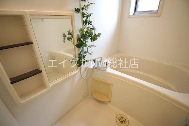 メゾン　デラW　A棟の物件内観写真