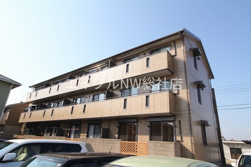 フレブラースの物件外観写真